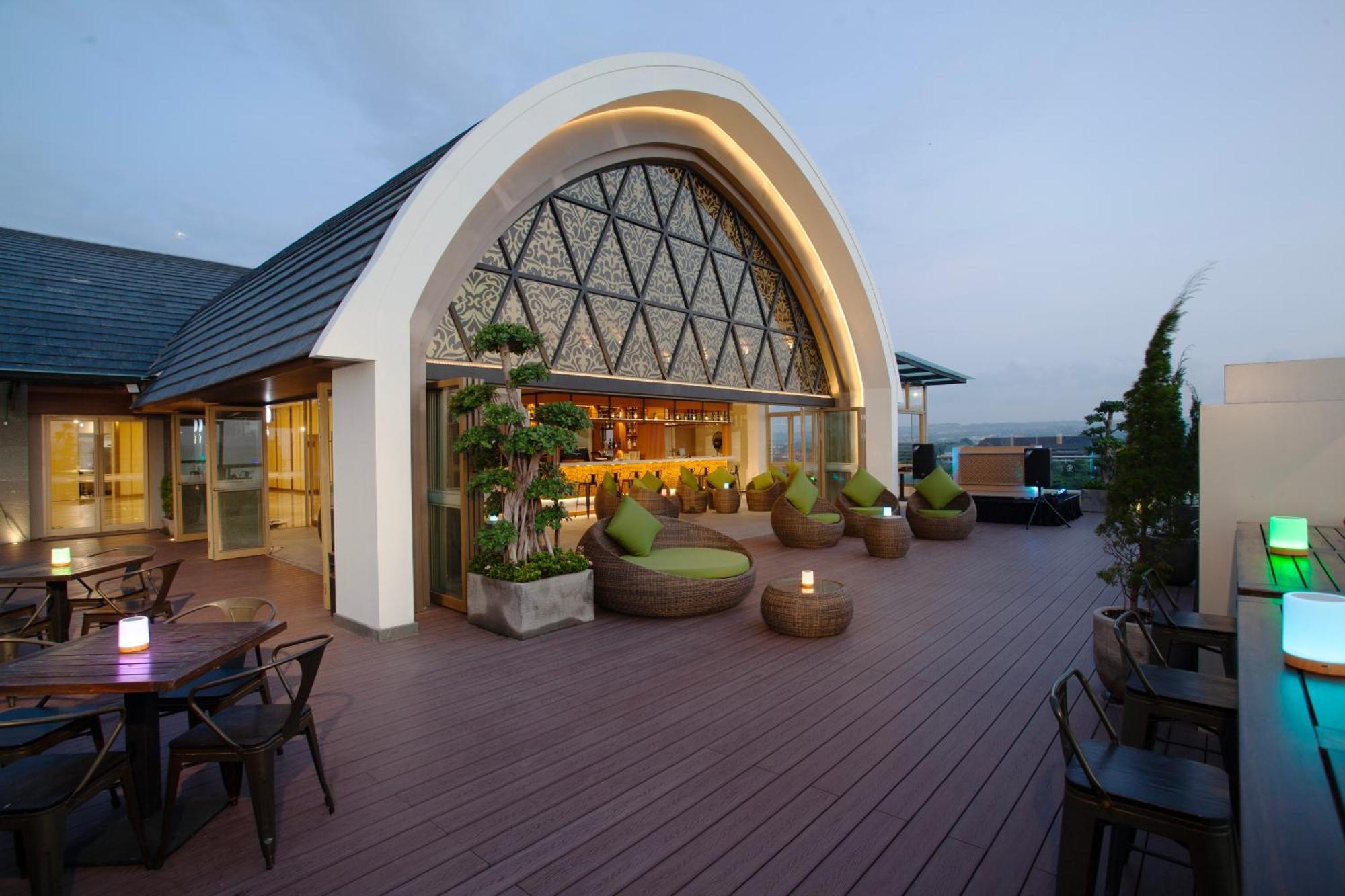 Platinum Hotel Jimbaran Beach Bali Екстериор снимка