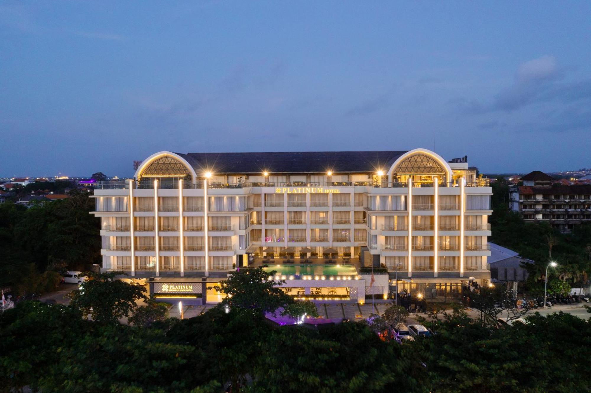 Platinum Hotel Jimbaran Beach Bali Екстериор снимка