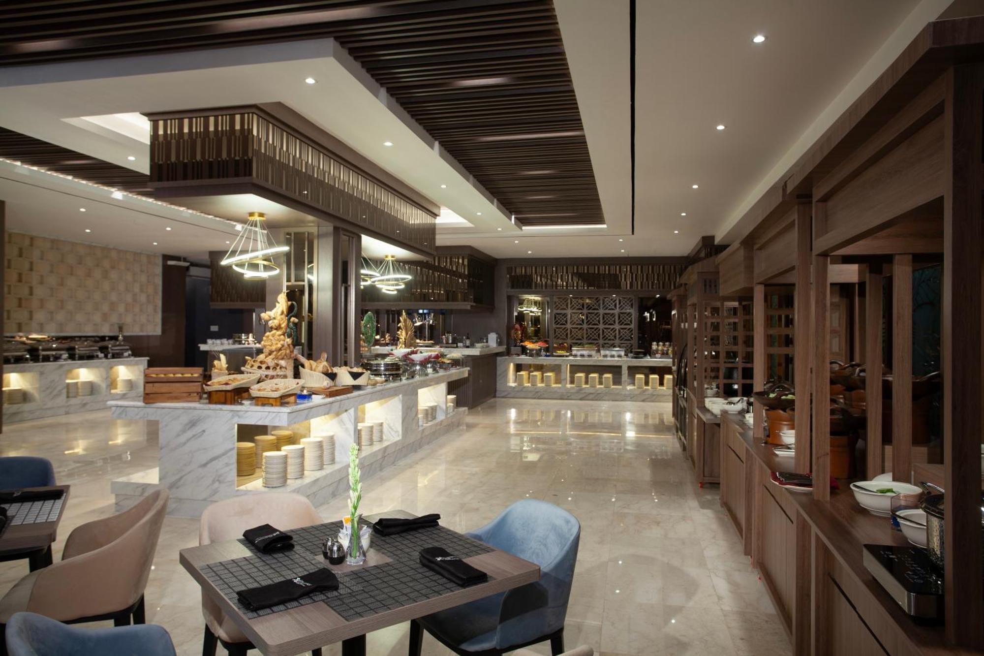 Platinum Hotel Jimbaran Beach Bali Екстериор снимка