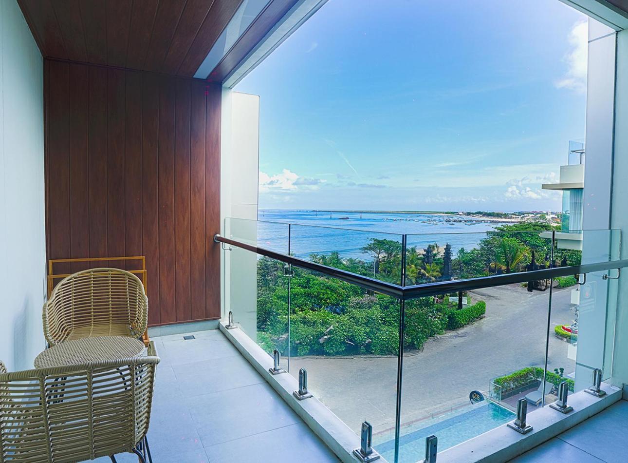 Platinum Hotel Jimbaran Beach Bali Екстериор снимка